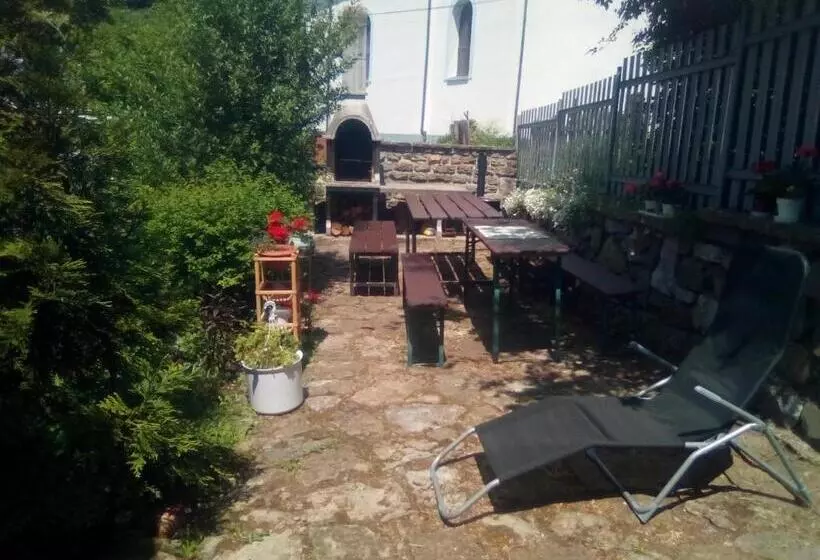 ペンション Penzíón Dúha