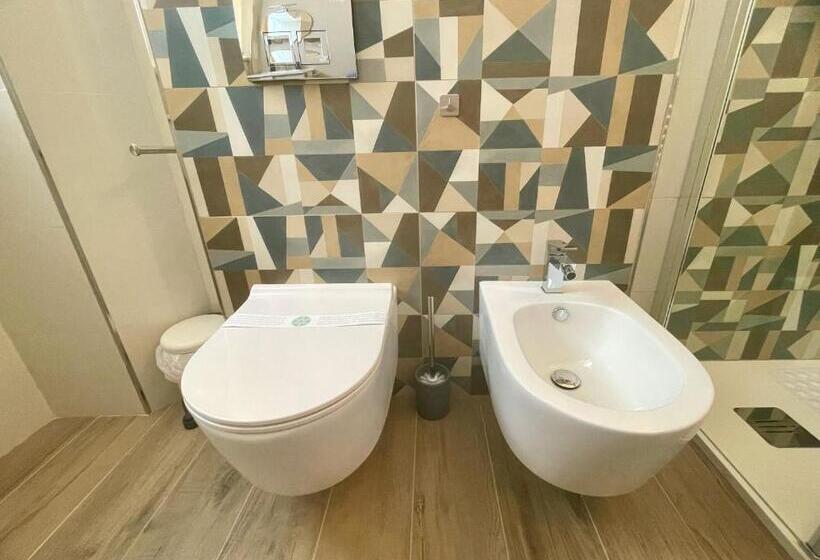 פנסיון Termoli Station