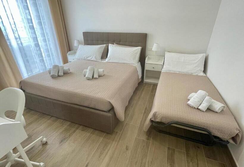 פנסיון Termoli Station