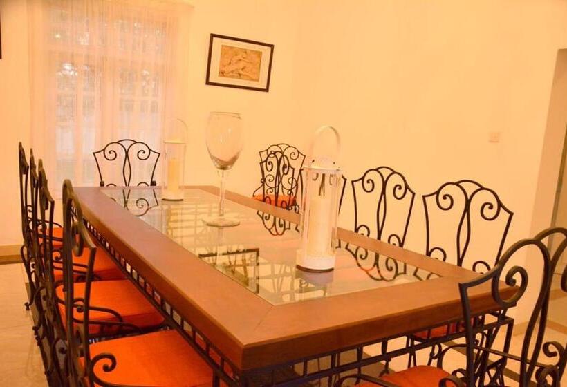 بنسيون Villa Glorious