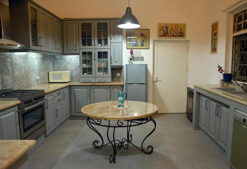 بنسيون Villa Glorious