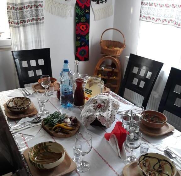 Pensiunea Casa Godja