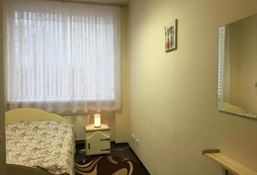 Yasmina Hostel