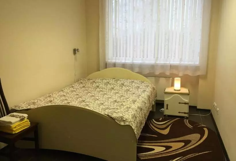Yasmina Hostel