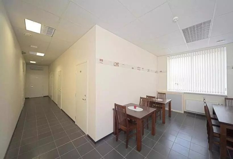 Yasmina Hostel