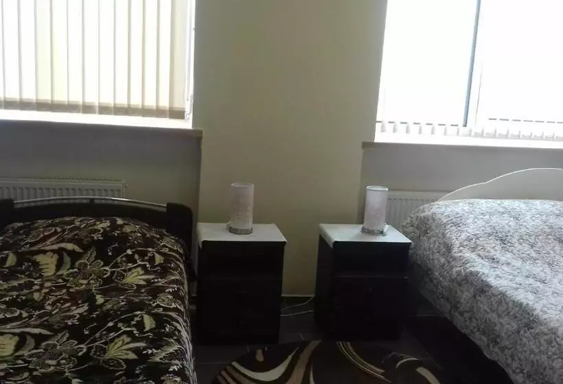 Yasmina Hostel