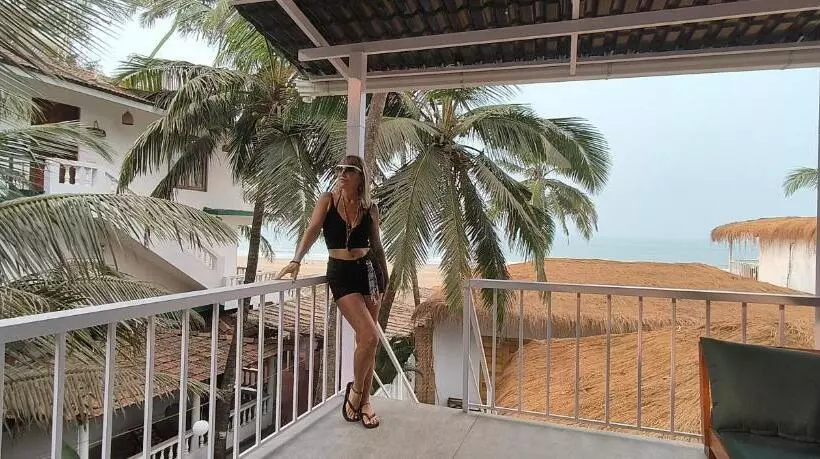 Hotelli Aqua Beach Stays Ashwem