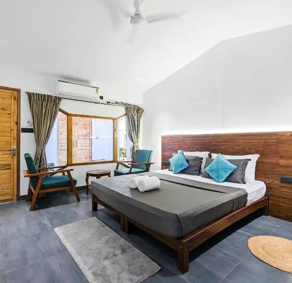 Hotelli Aqua Beach Stays Ashwem