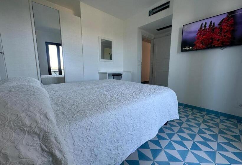 هتل Boutique Ischia