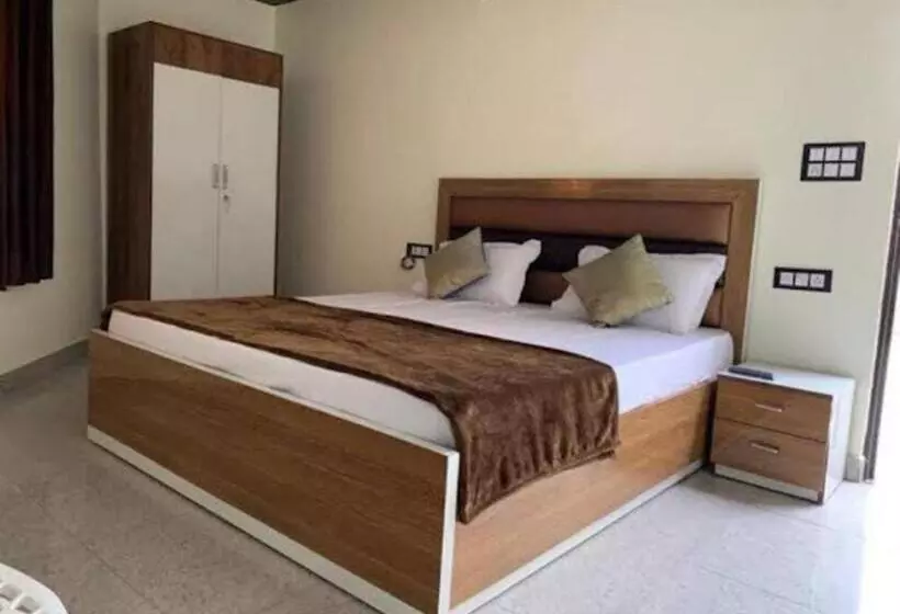 ホテル Goroomgo Tapovan Residency Haridwar   Excellent Service Recommended