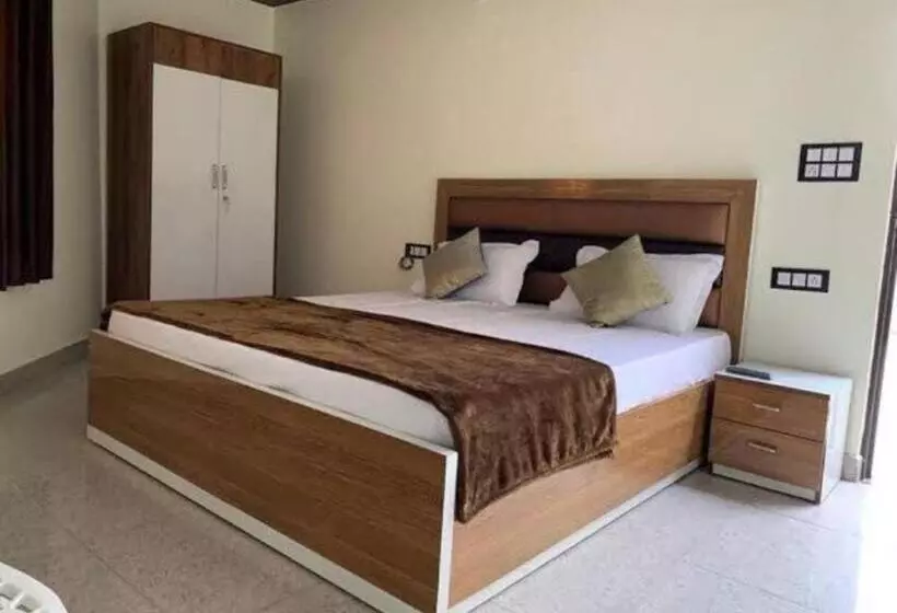 ホテル Goroomgo Tapovan Residency Haridwar   Excellent Service Recommended