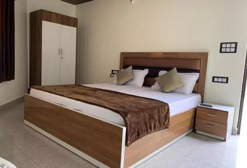 ホテル Goroomgo Tapovan Residency Haridwar   Excellent Service Recommended