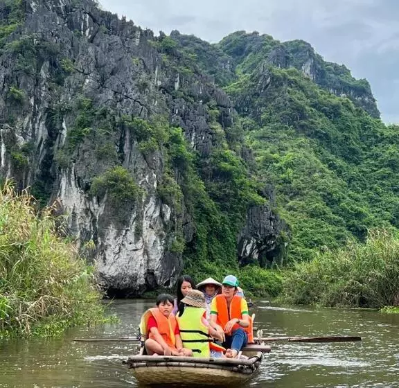 هتل Khách Sạn Aquariusgarden Vân Long Ninh Bình