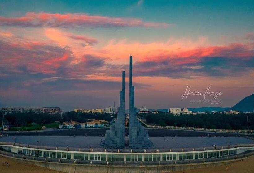 هتل Khách Sạn Phú Yên