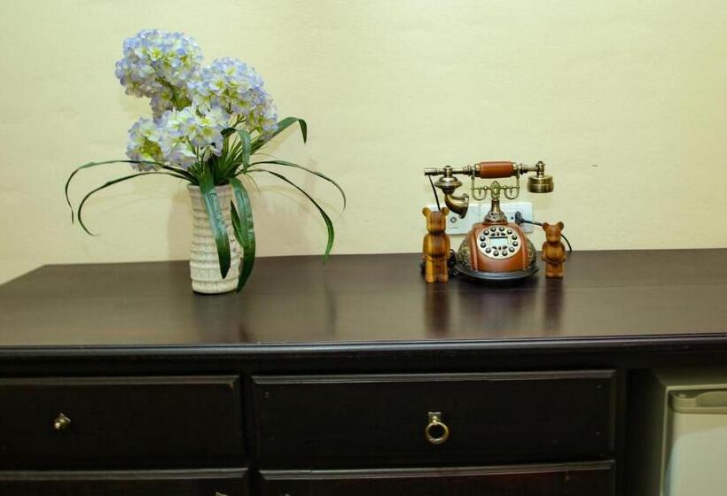 בית מלון כפרי Le Luxe Boutique