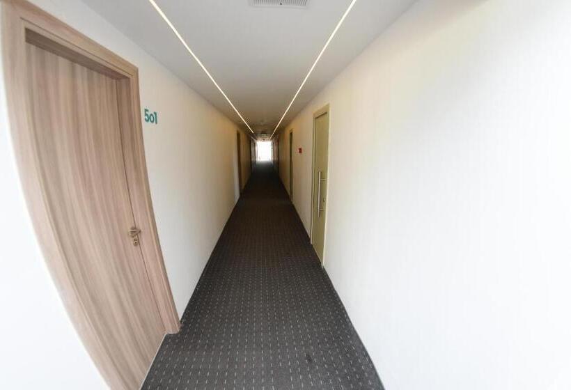 호텔 Spring Holiday Resort