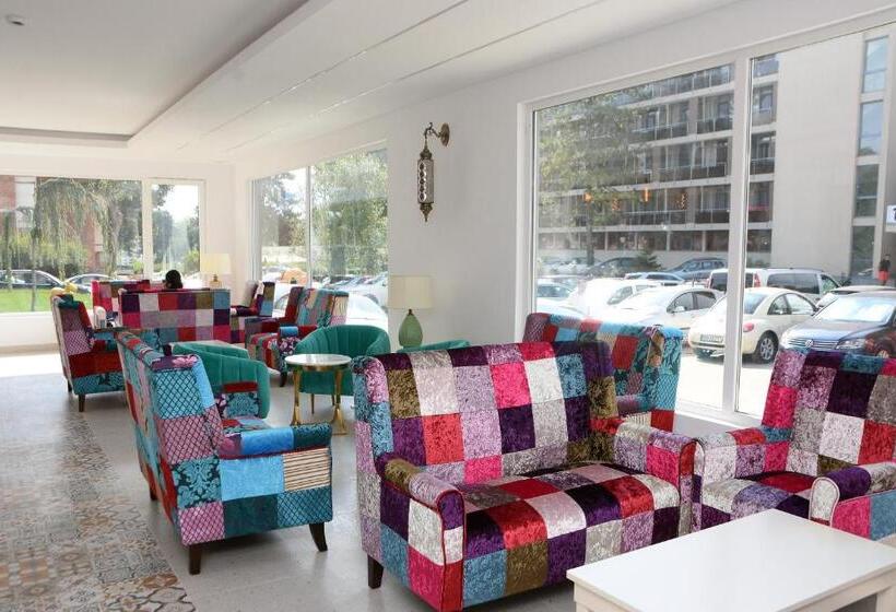 호텔 Spring Holiday Resort