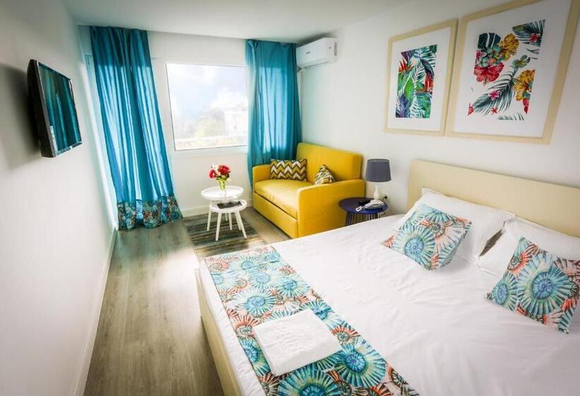 호텔 Spring Holiday Resort