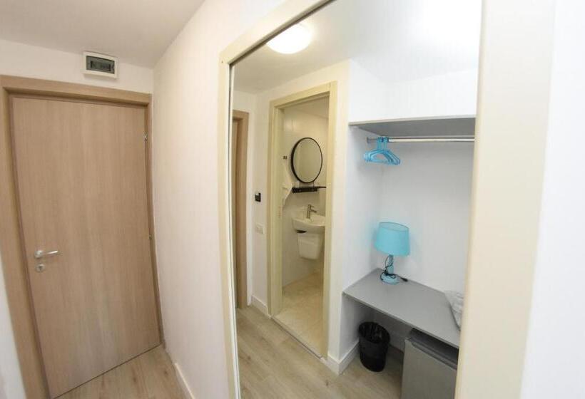 호텔 Spring Holiday Resort