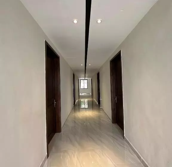 هتل Tower 92