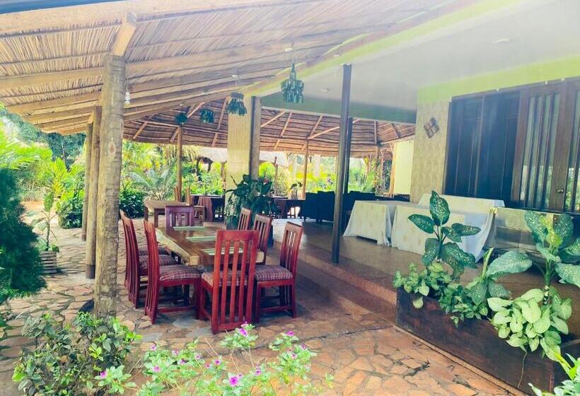 پانسیون Afro Smile Hotel & Guest House