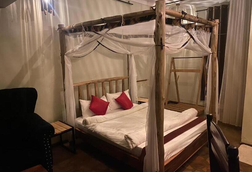 پانسیون Afro Smile Hotel & Guest House