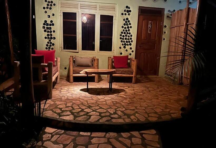 پانسیون Afro Smile Hotel & Guest House