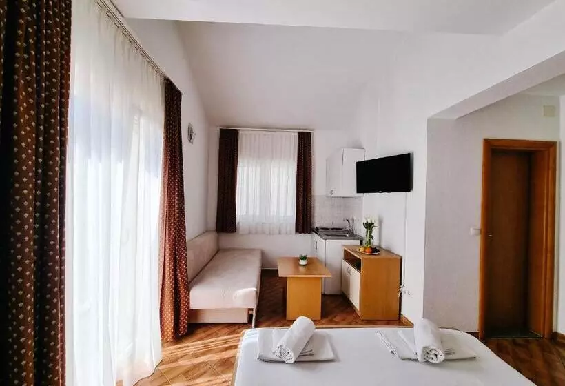 پانسیون Villa Lasić Neum
