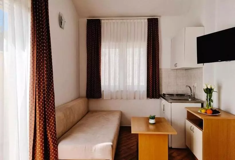 پانسیون Villa Lasić Neum