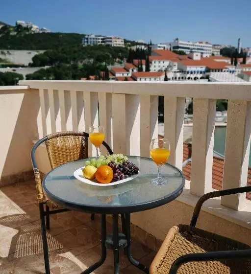 پانسیون Villa Lasić Neum