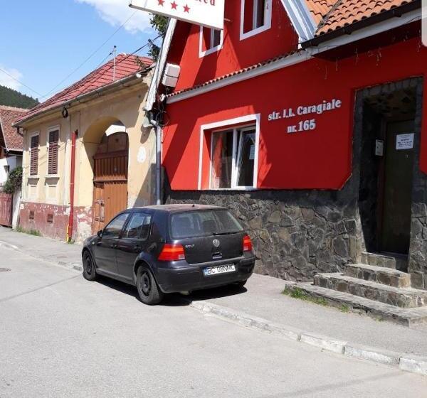 Pensiunea Rock And Red