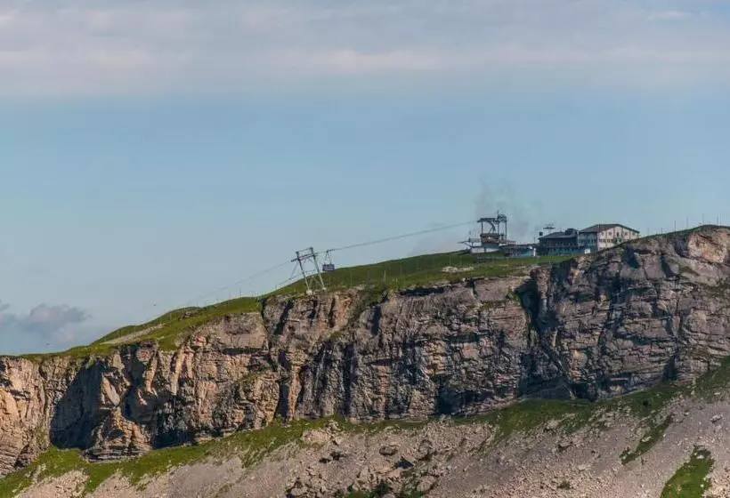 هاستل Berghotel Bonistock