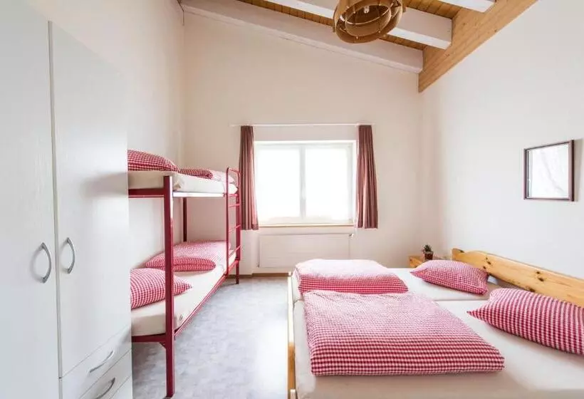 هاستل Berghotel Bonistock