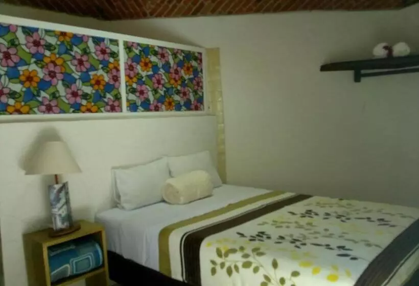 ユースホステル Casa Pahpaqui