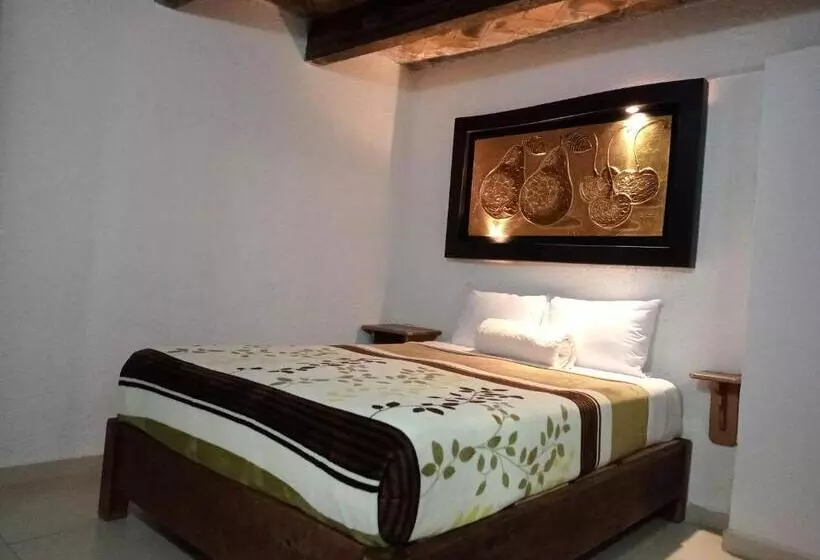 ユースホステル Casa Pahpaqui