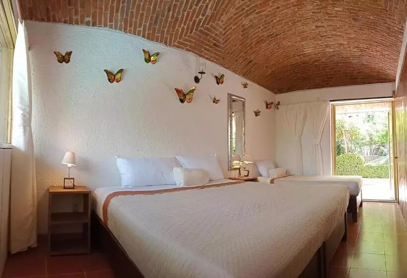 ユースホステル Casa Pahpaqui