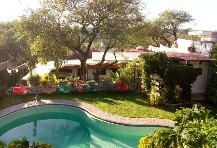 ユースホステル Casa Pahpaqui