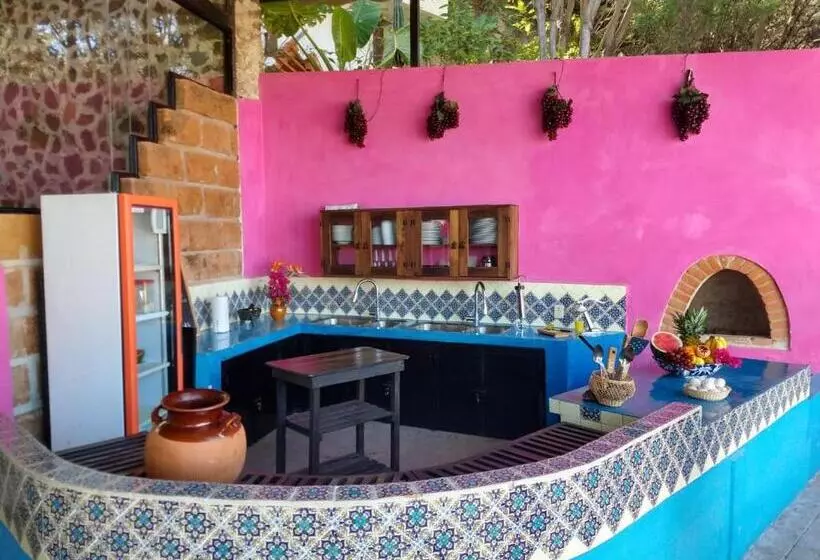 ユースホステル Casa Pahpaqui