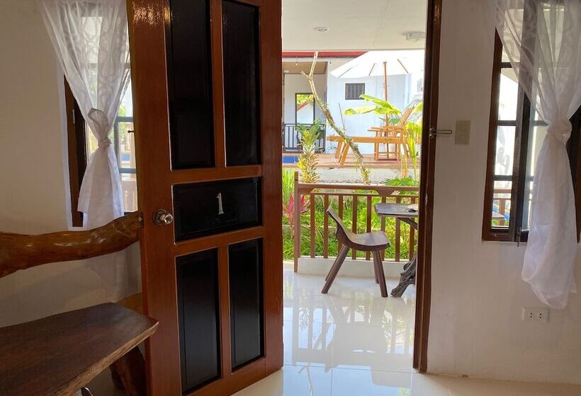 مبيت وإفطار Ced Villas