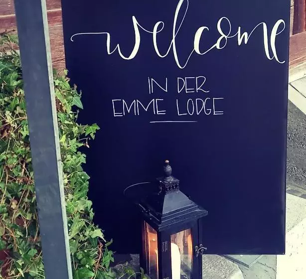 ベッドアンドブレックファースト Emme Lodge