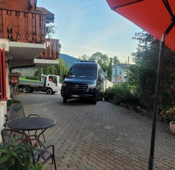 مبيت وإفطار La Bergerie   Chalet Alice