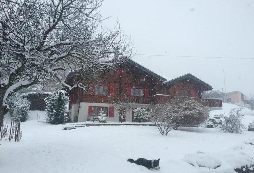 مبيت وإفطار La Bergerie   Chalet Alice