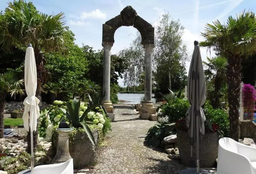 Aamiaismajoitus (B&B) Paradijs Eiland