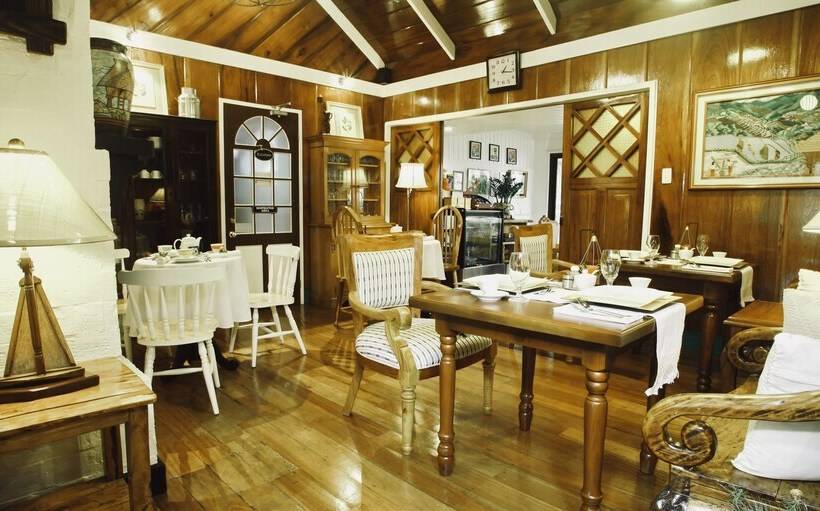 Guest Haven Chalet Baguio Bed And Breakfast