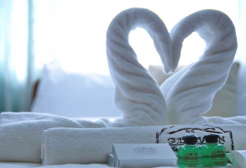 Guest Haven Chalet Baguio Bed And Breakfast