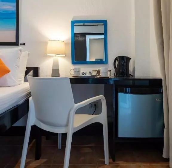 Hippocampus Beach Resort