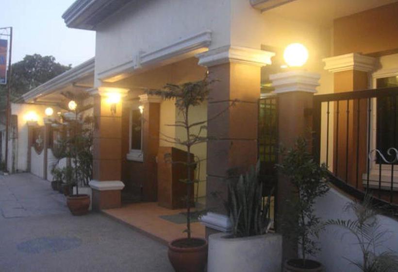 בית מלון כפרי Balibago Villa