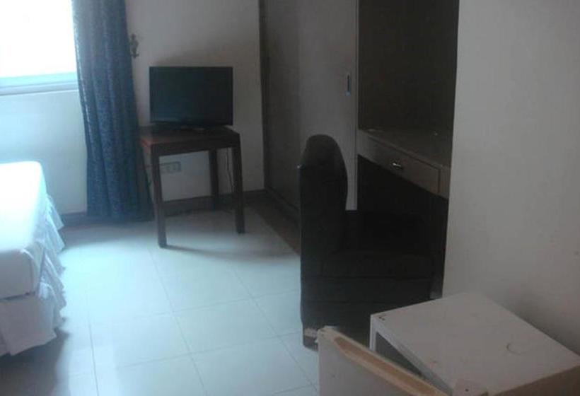 בית מלון כפרי Balibago Villa