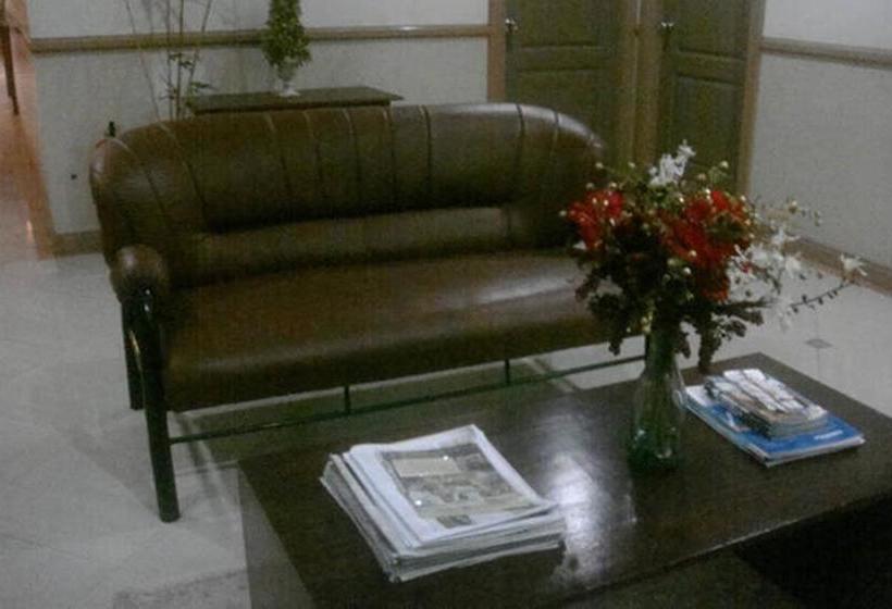 בית מלון כפרי Balibago Villa