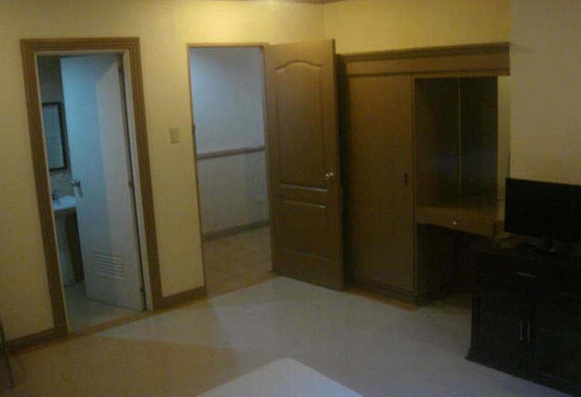 בית מלון כפרי Balibago Villa